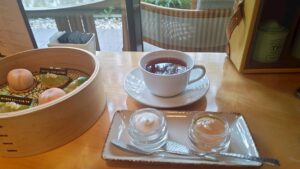 アフタヌーンティー 紅茶のカップ ホテル ザ 三井京都