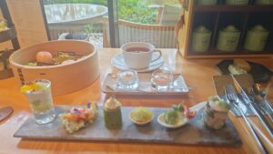 アフタヌーンティー 前菜と紅茶 ホテル ザ 三井京都